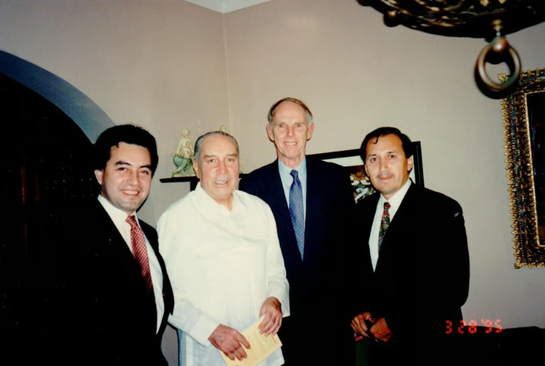 Dr. Jorge Muro - Professional meeting
